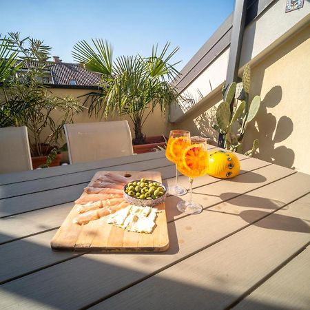 אסאגו Flat With Terrace Close To Forum And Milanofiori Metro מראה חיצוני תמונה