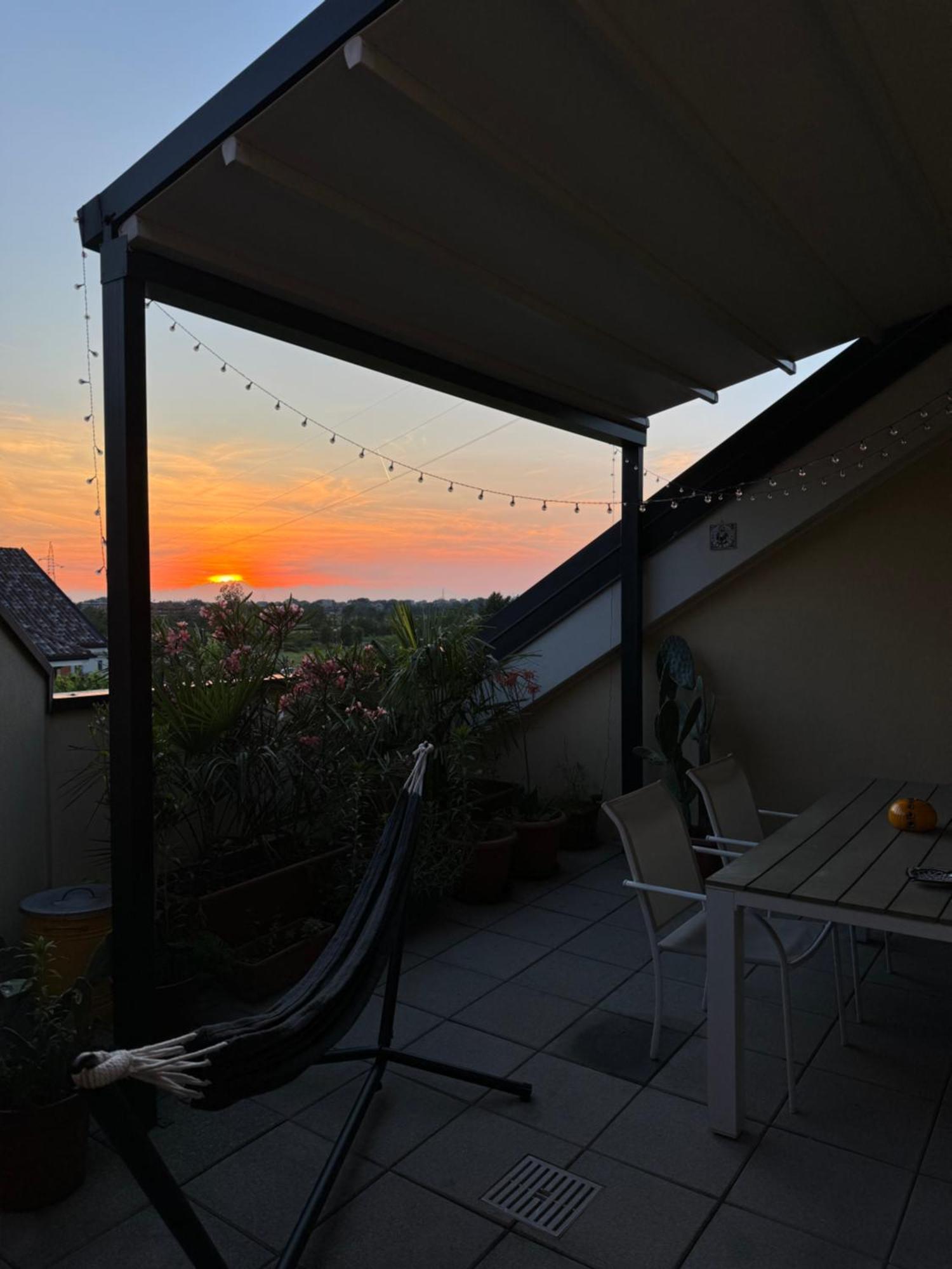 אסאגו Flat With Terrace Close To Forum And Milanofiori Metro מראה חיצוני תמונה